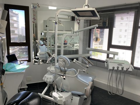 Consultório Odontológico 