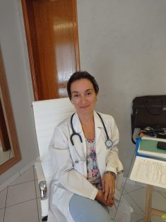 Dra Viviane Assad