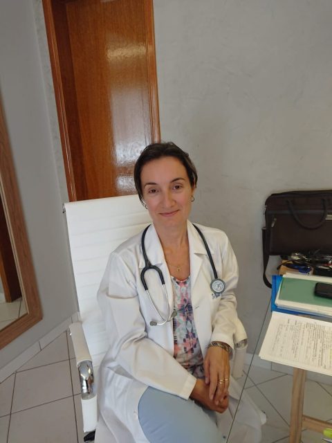 Dra Viviane Assad